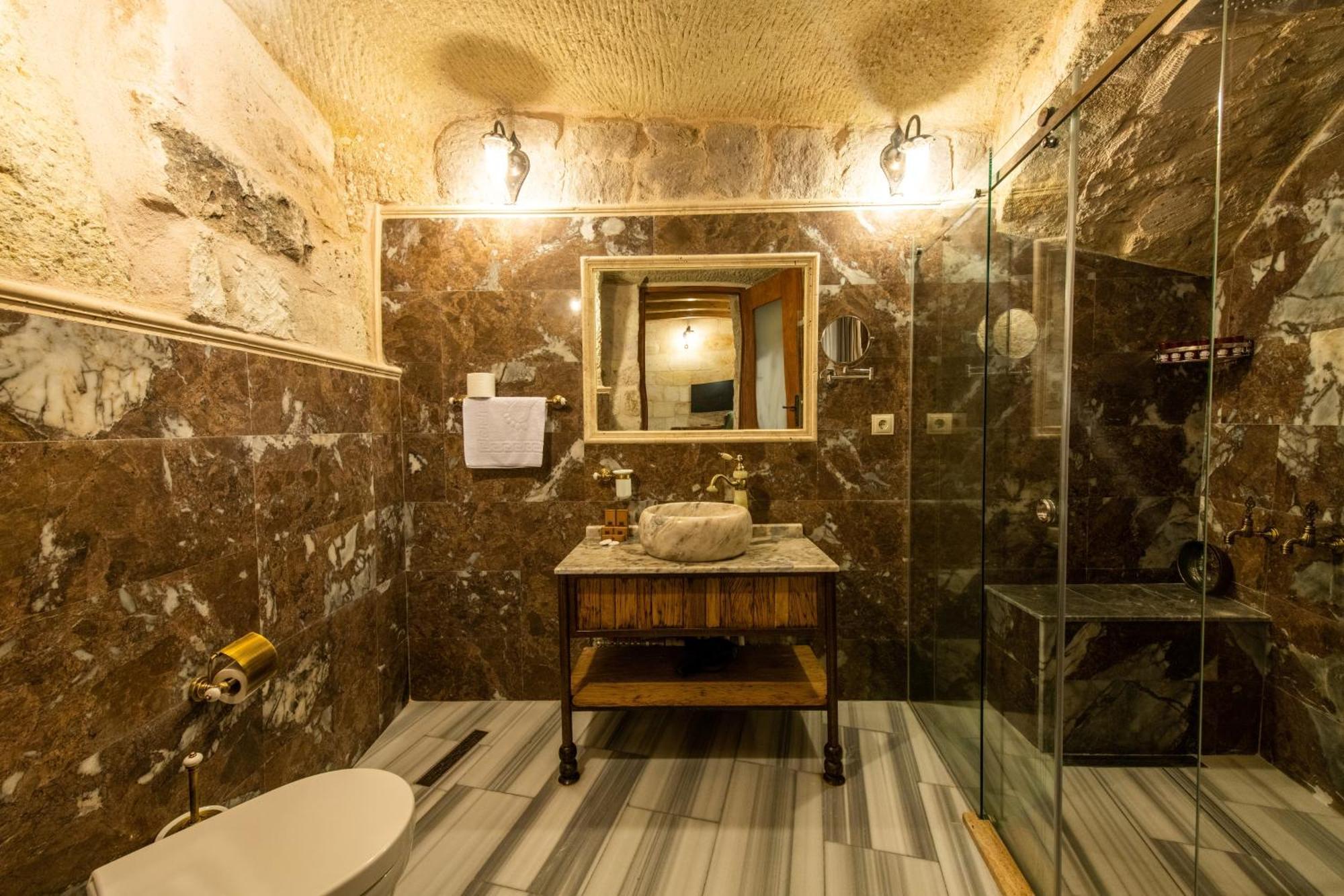 Charming Cave Hotel Göreme Room photo