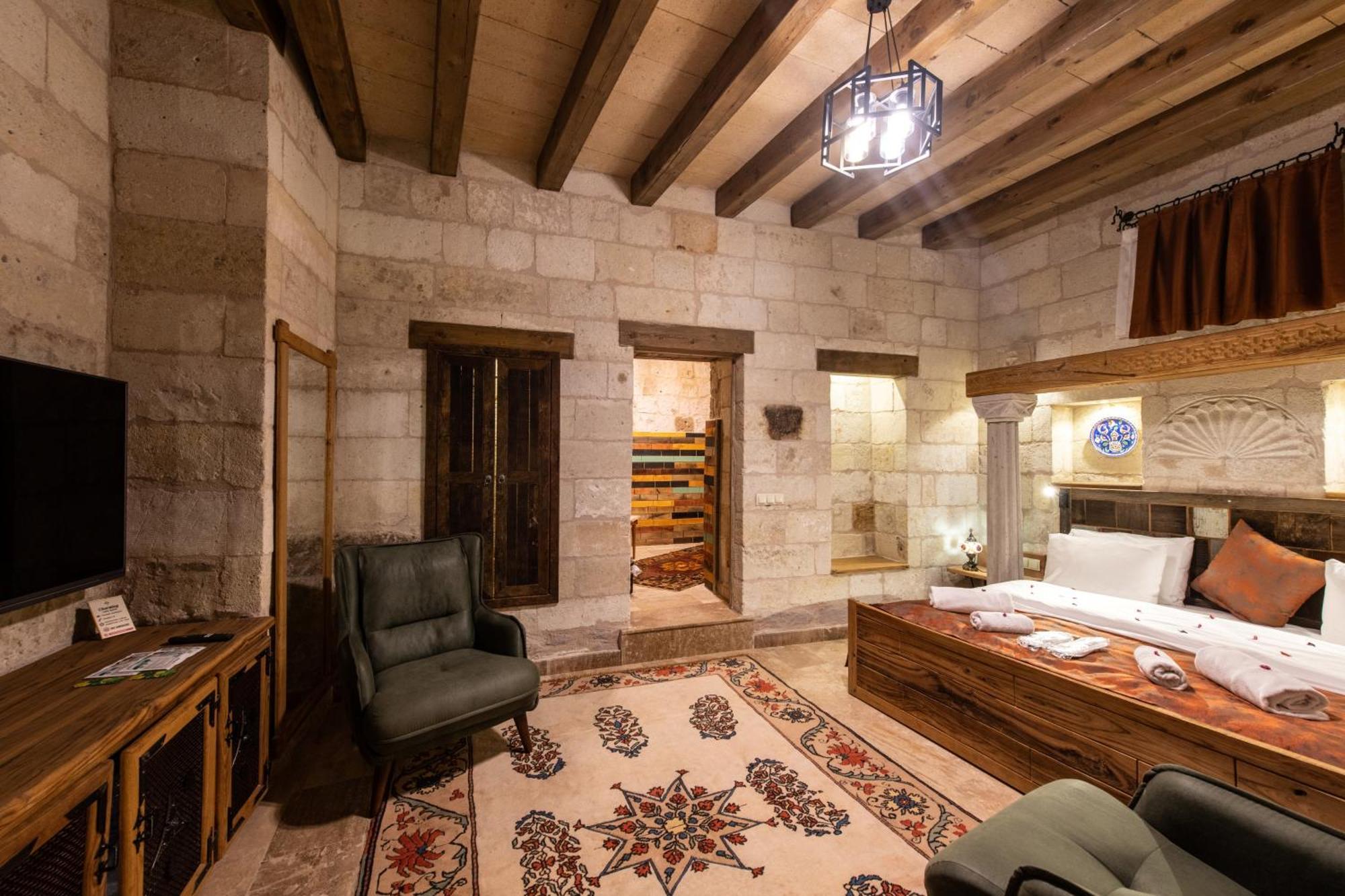 Charming Cave Hotel Göreme Room photo
