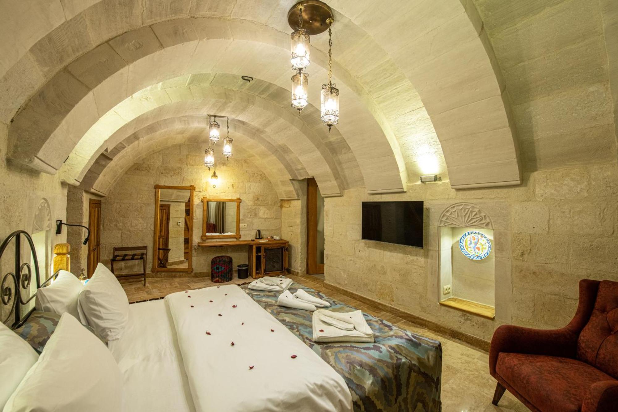 Charming Cave Hotel Göreme Room photo
