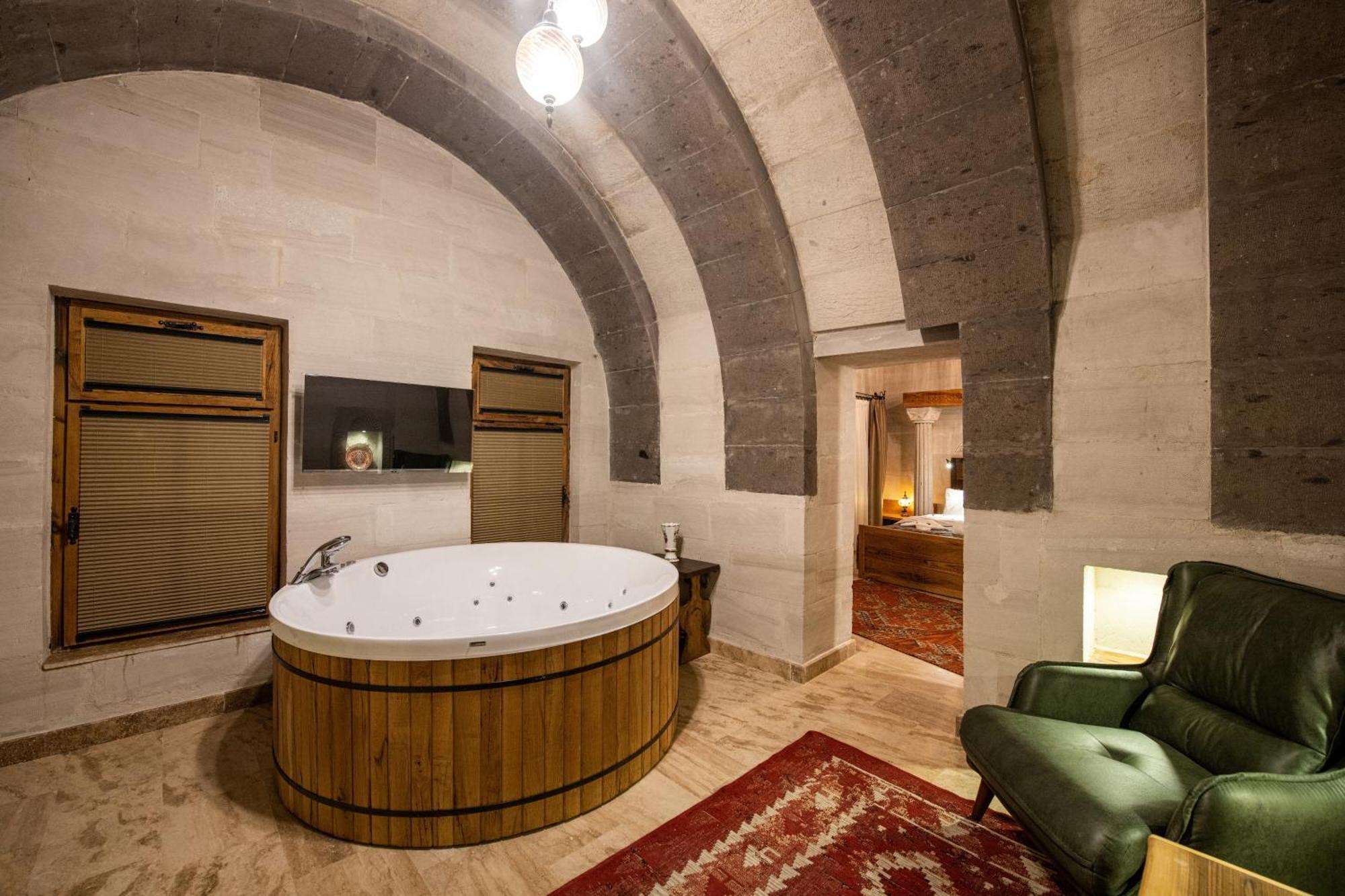 Charming Cave Hotel Göreme Room photo