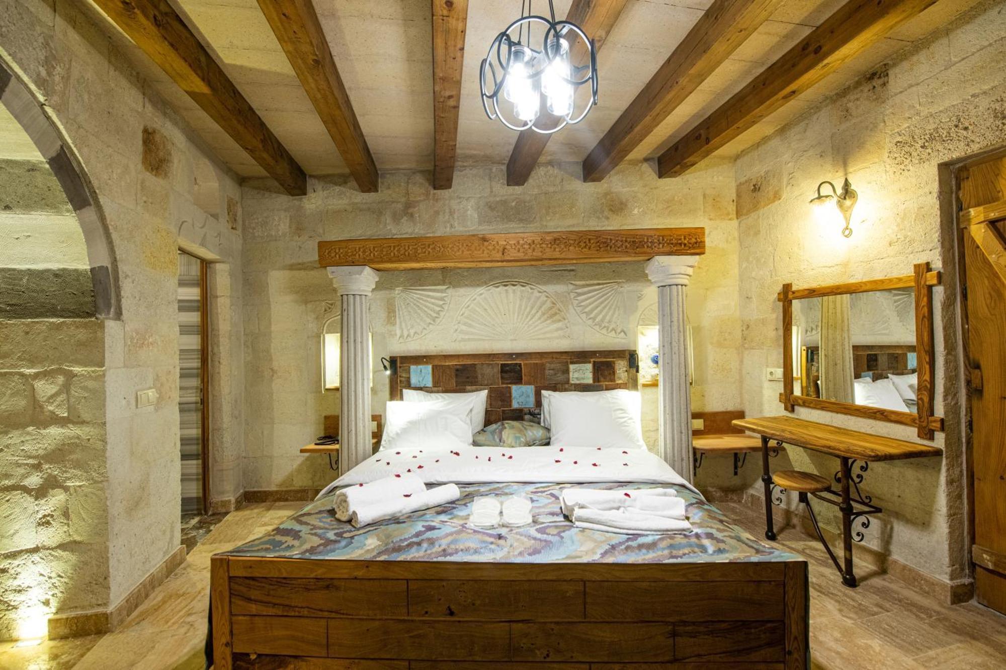 Charming Cave Hotel Göreme Room photo